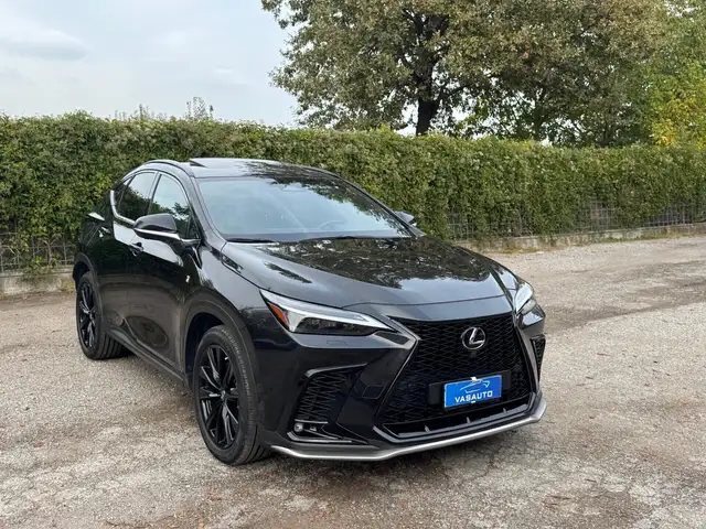 Lexus NX 450h+