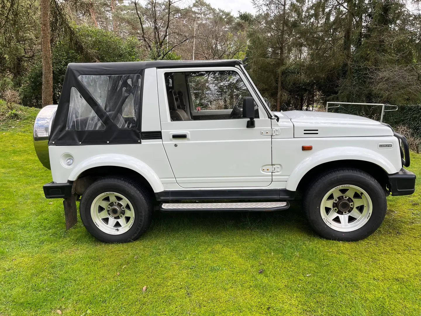 Suzuki Samurai undefined 1.3 Van Alb - 2