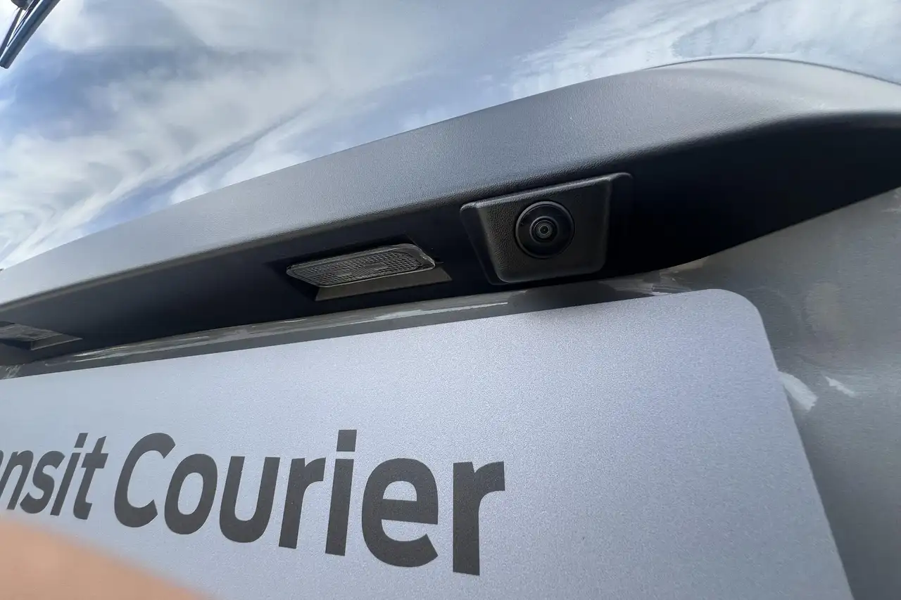 Ford Transit Courier 2026 — фото 14