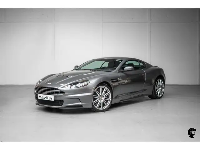 Aston Martin DBS *Boite Manuelle / Casino Royale / Entretien exclusif Aston Martin / Carbone Intérieur*