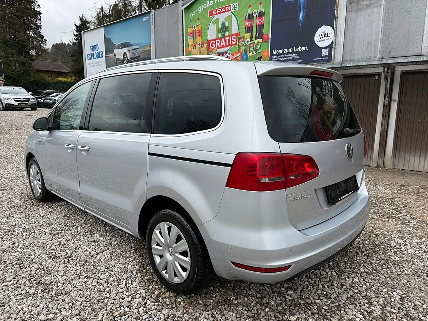Volkswagen Sharan CUP Edition BlueMotion Tech BMT 2,0 TDI DSG Silber - 2