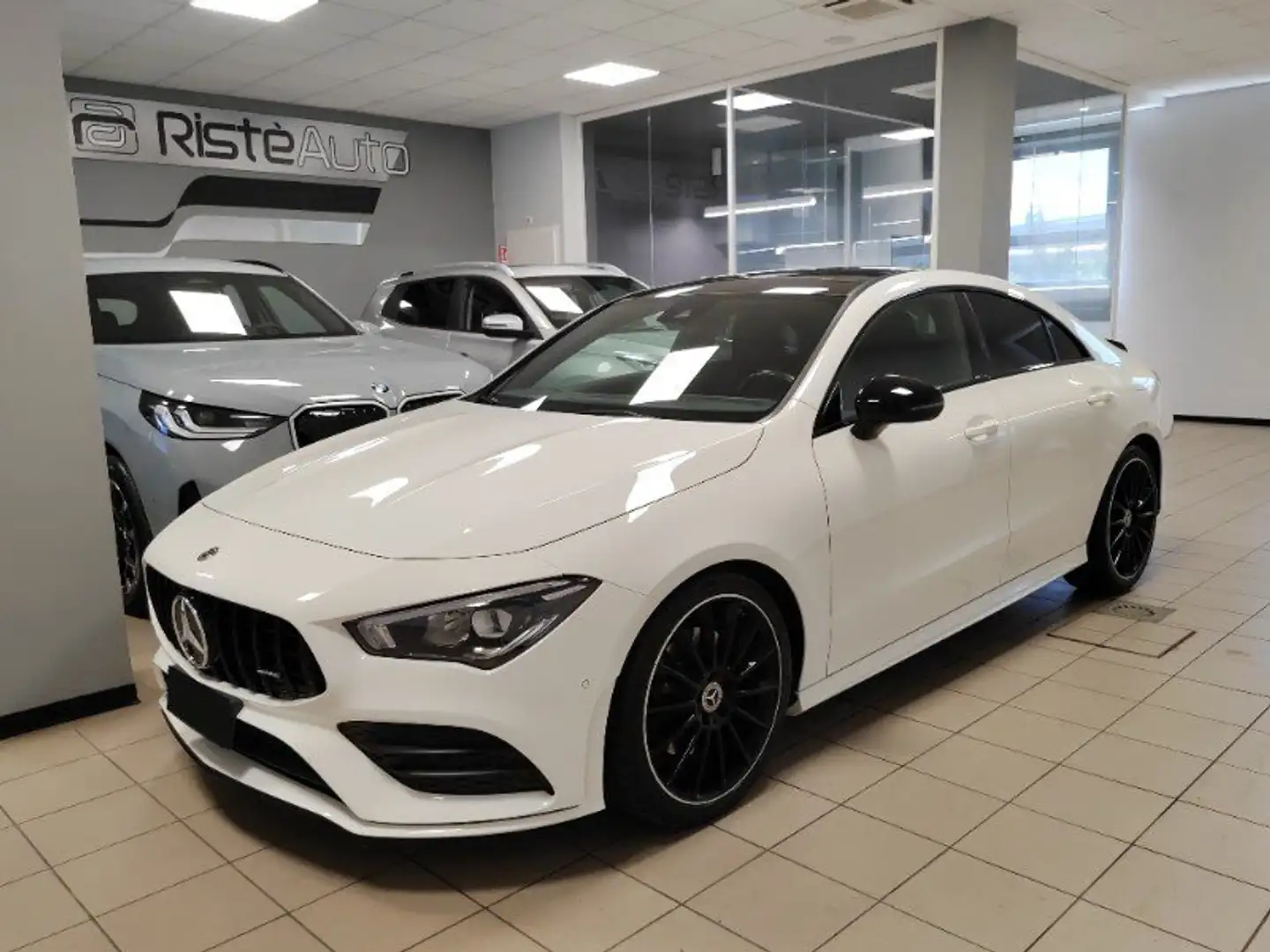 Mercedes-Benz CLA 200 CLA 200 Automatic Premium Bianco - 2
