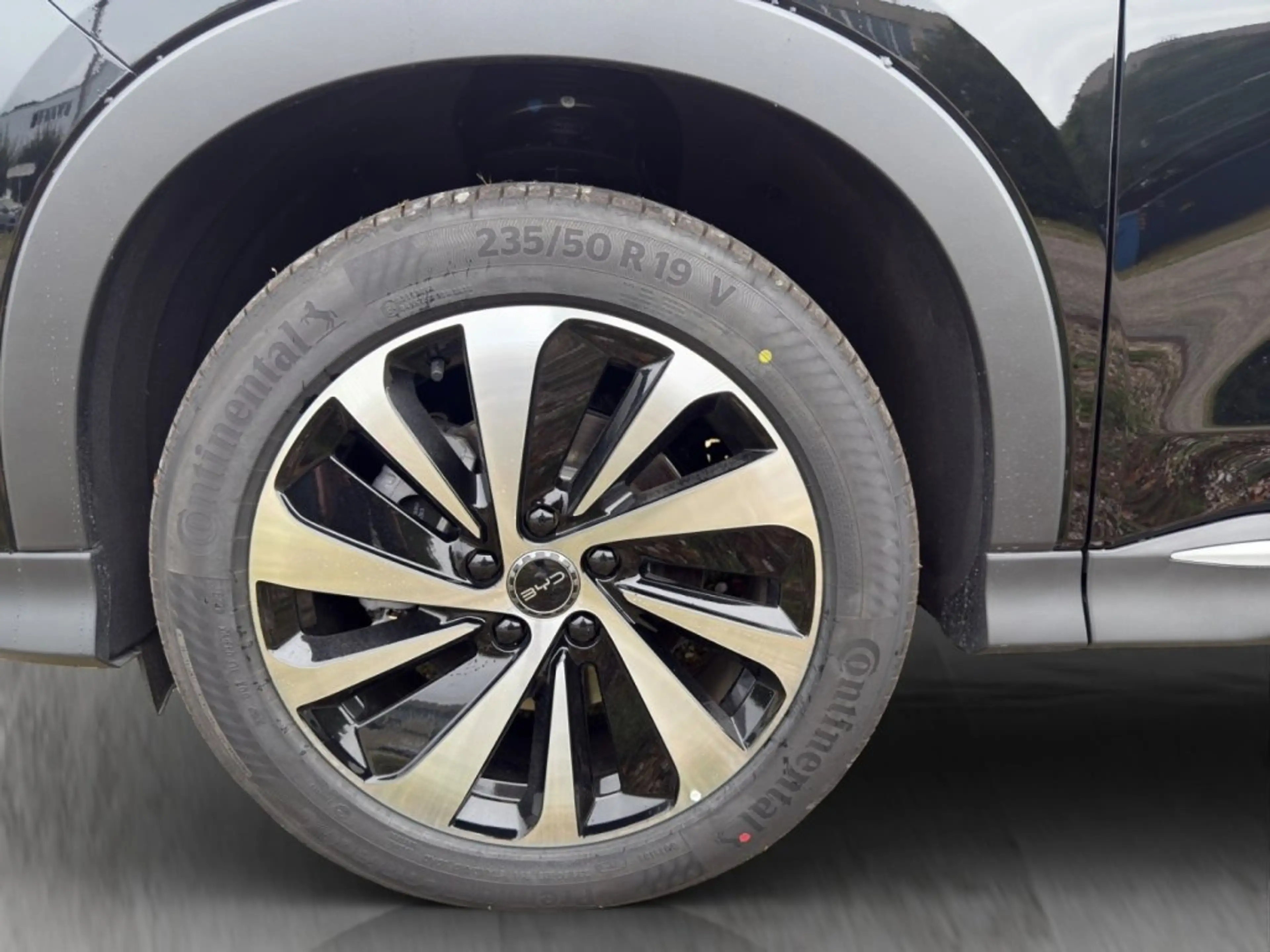 BYD Seal U DM-i Design AWD — photo 6