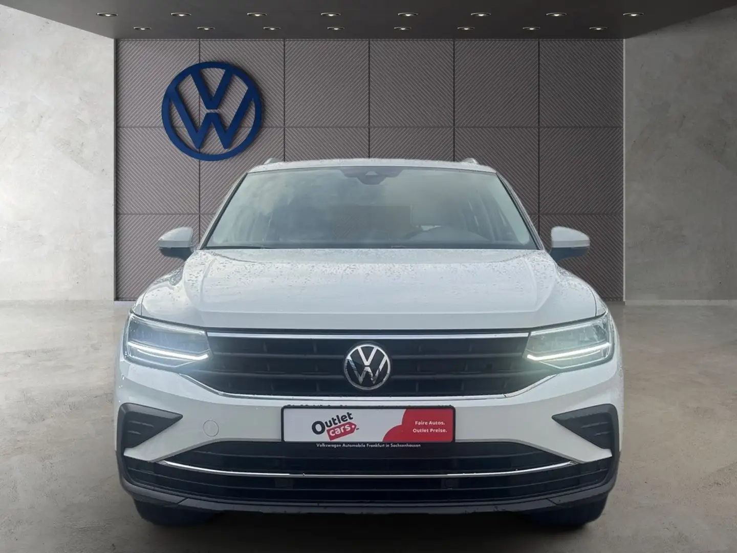 Volkswagen Tiguan 1.5 TSI Life Navi Panoramadach Sitzheizun Weiß - 2