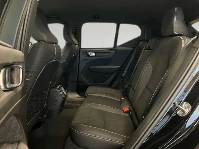 Volvo EX40 Black Edition Plus