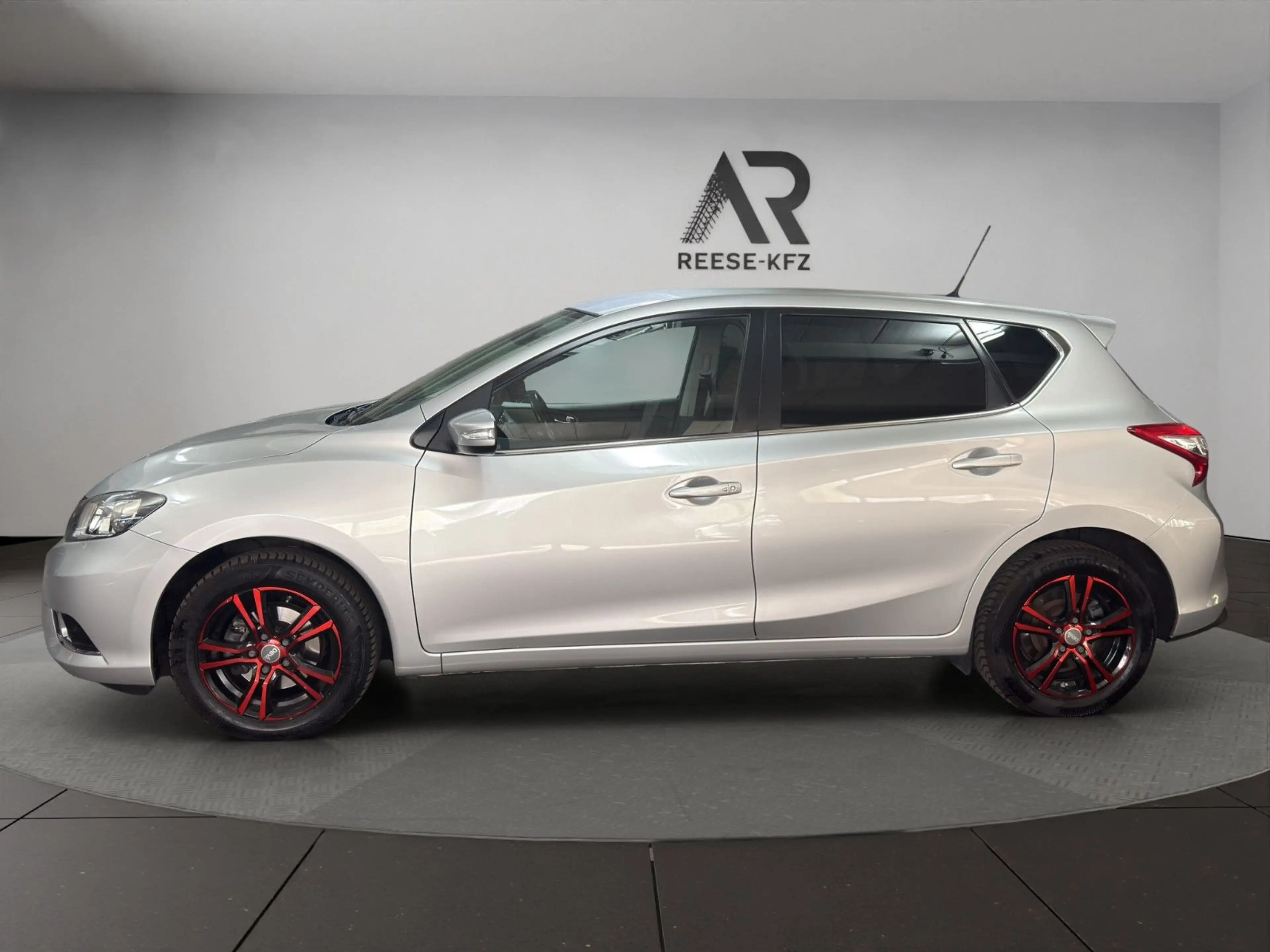 Nissan Pulsar 1.2 DIG-T N-CONNECTA Xtronic — photo 2