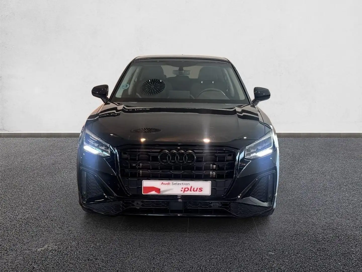 Audi Q2 30 TDI Black line S tronic 85kW Negro - 2