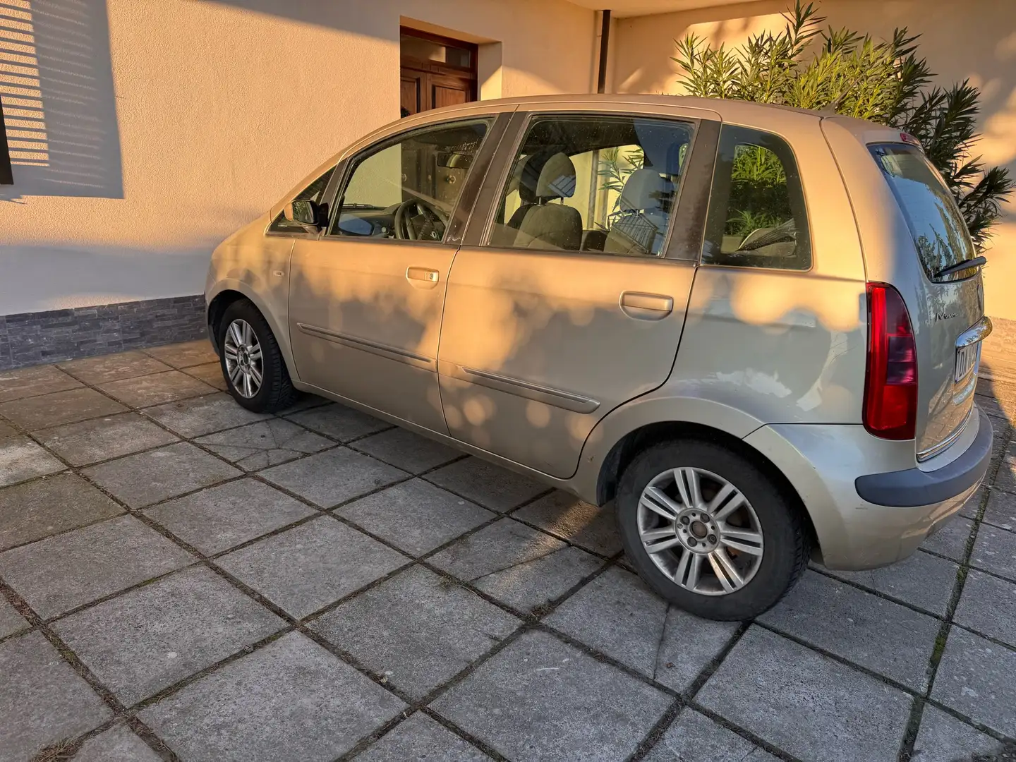 Lancia MUSA 1.9 mjt Oro - 2