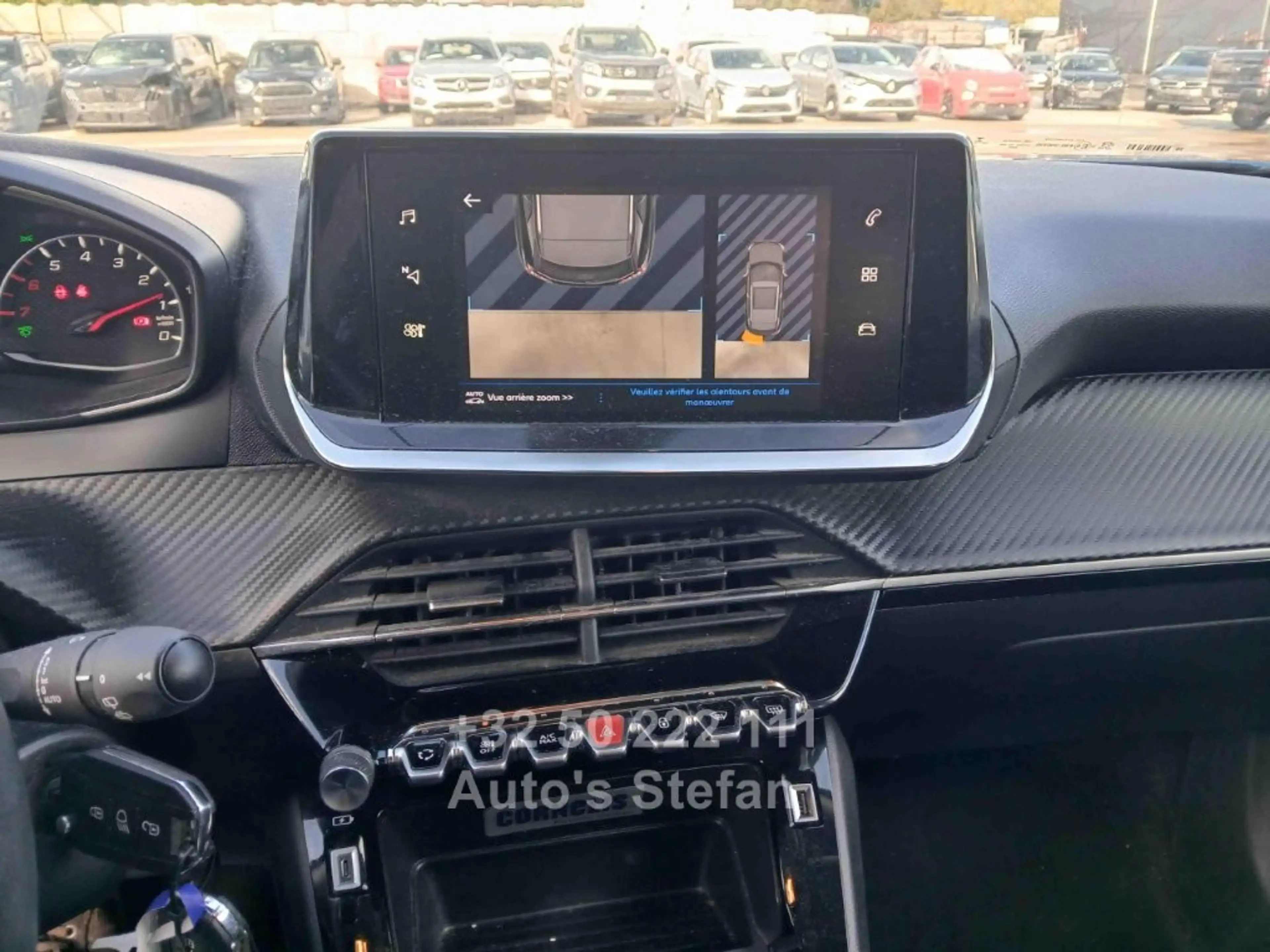 Peugeot 2008 2008 1.2 PureTech Allure Pack S — photo 12