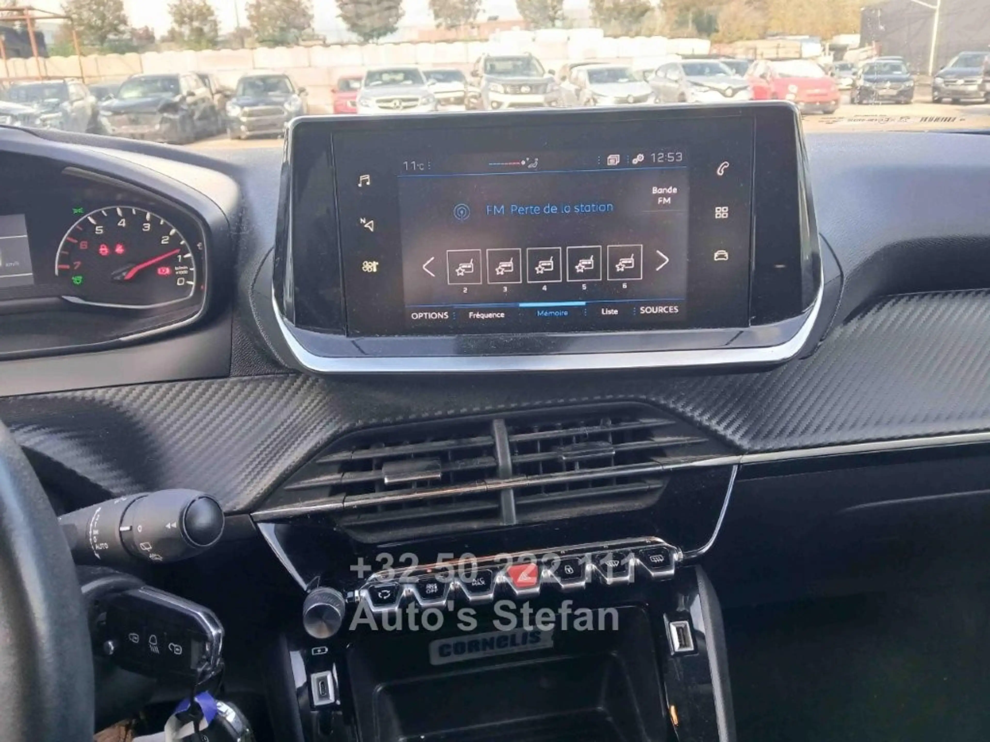 Peugeot 2008 2008 1.2 PureTech Allure Pack S — photo 13