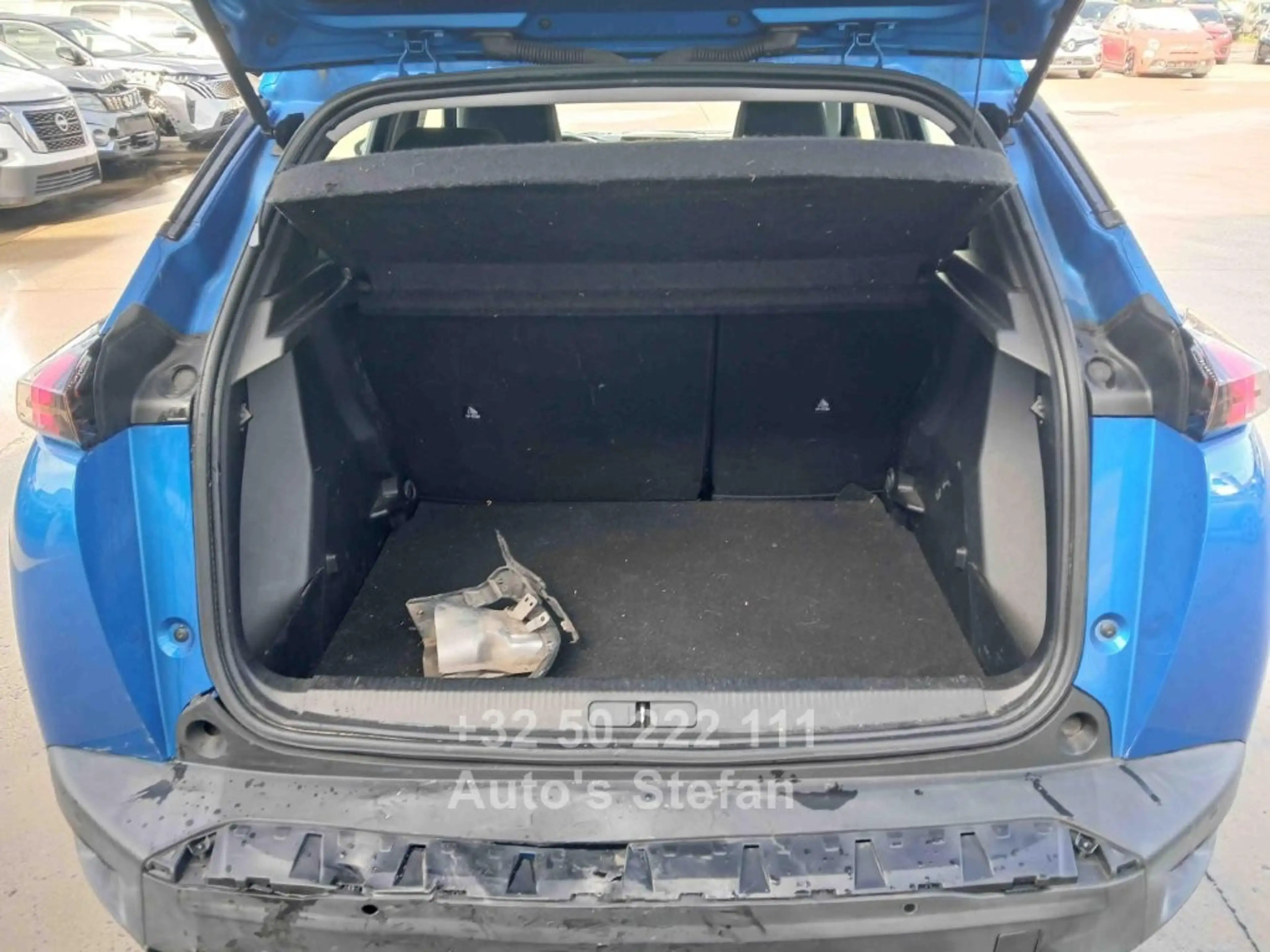 Peugeot 2008 2008 1.2 PureTech Allure Pack S — photo 7