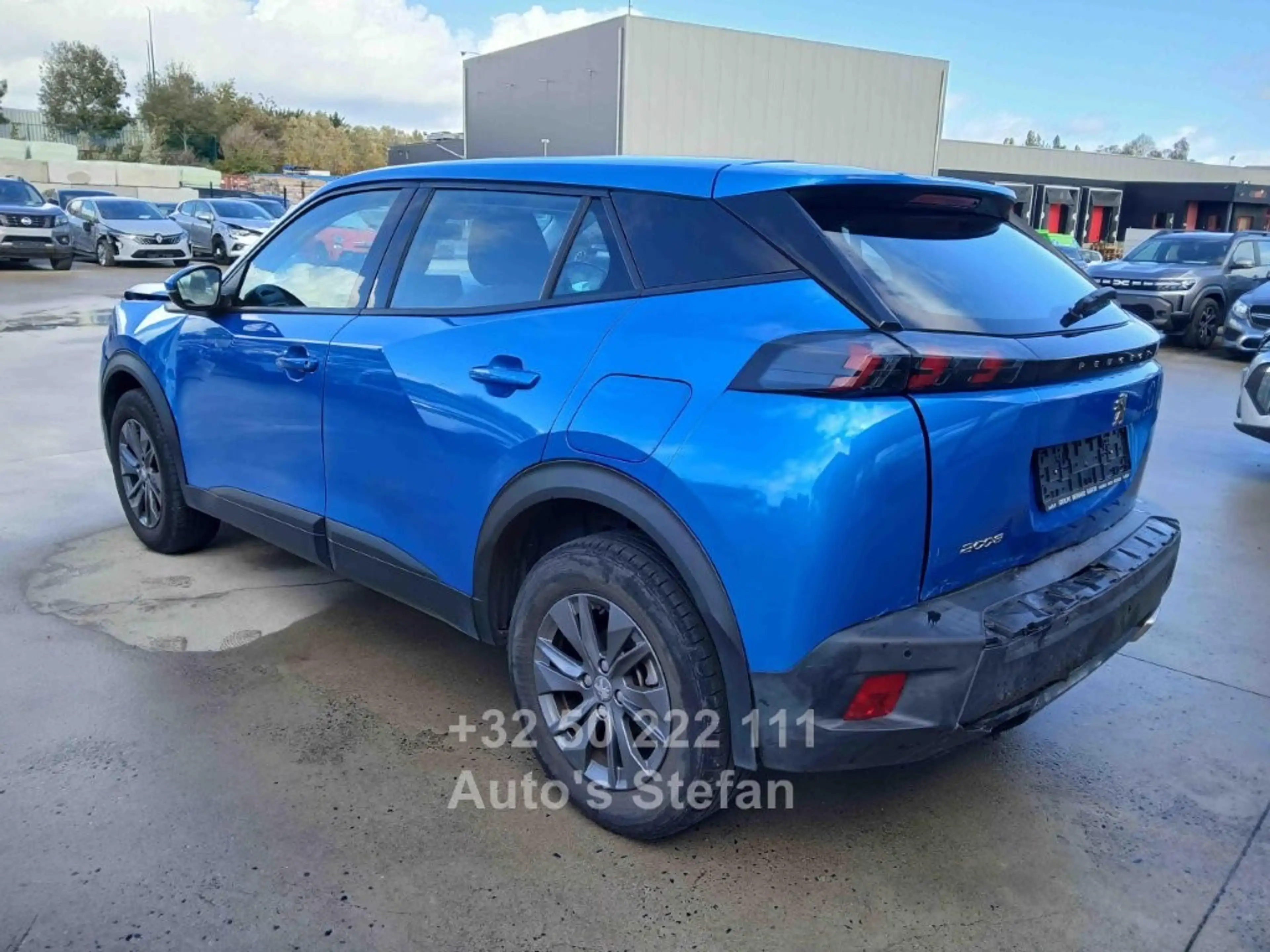 Peugeot 2008 2008 1.2 PureTech Allure Pack S — photo 4