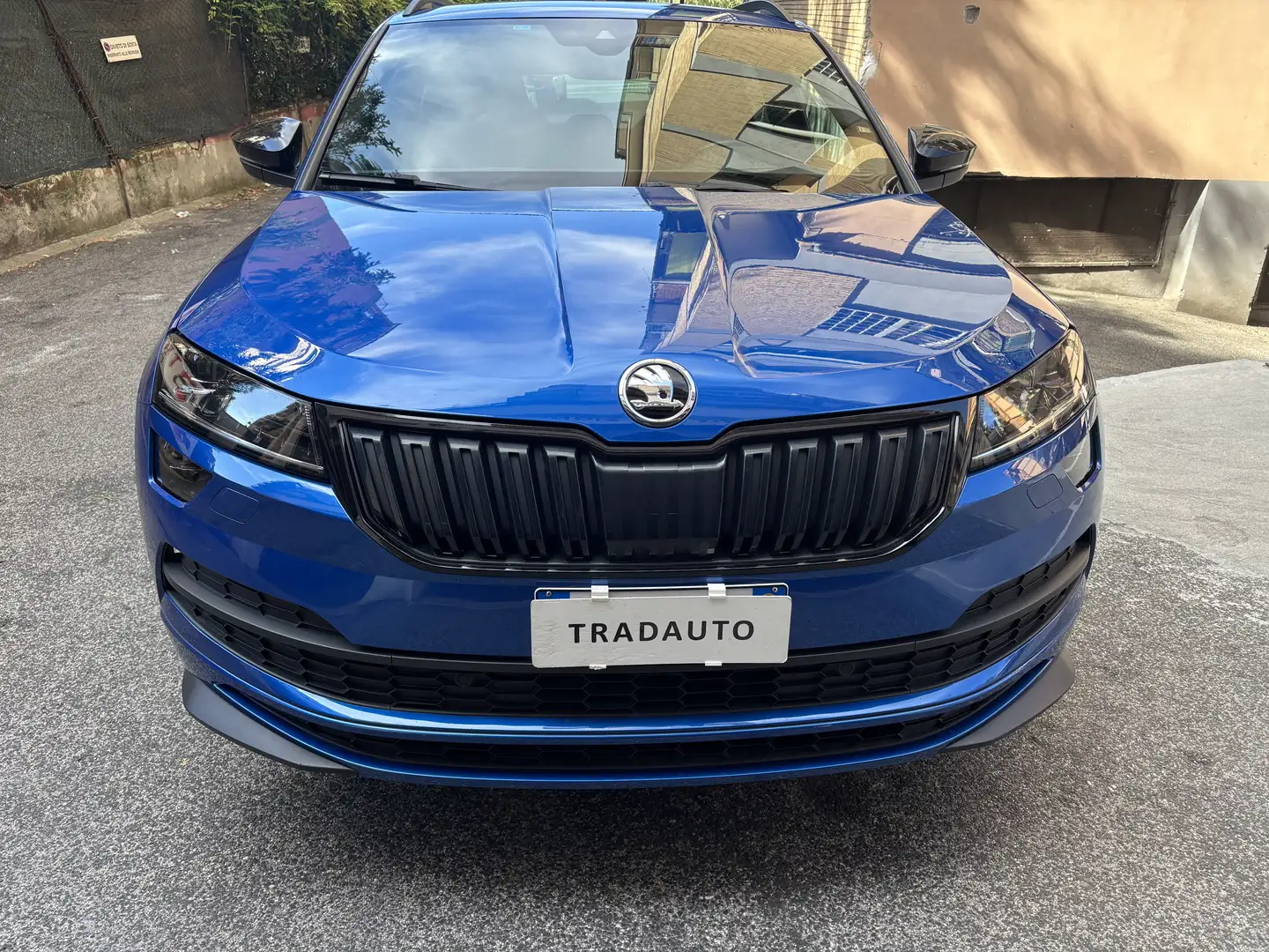 Skoda Karoq Karoq 1,6 tdi Sportline DSG Finanziamento PERMUTA Blu/Azzurro - 2