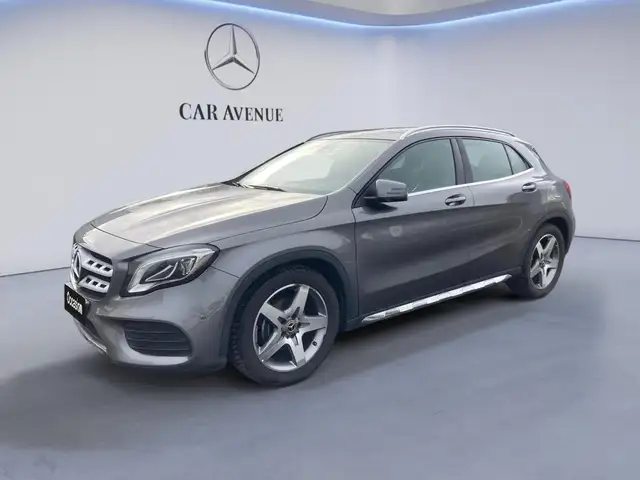 Mercedes-Benz GLA 200 d AMG Line