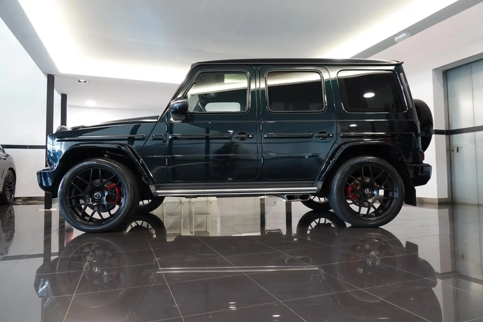 Mercedes-Benz G 500 4Matic 9G-Tronic Verde - 2