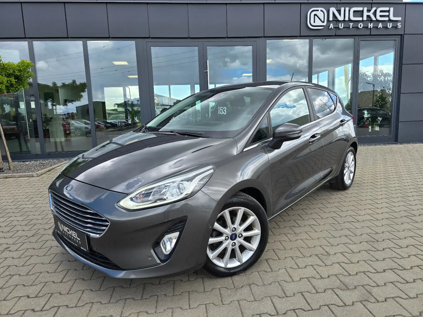 Ford Fiesta Titanium*Kamera*Winter*Led*Autom.* Grau - 1