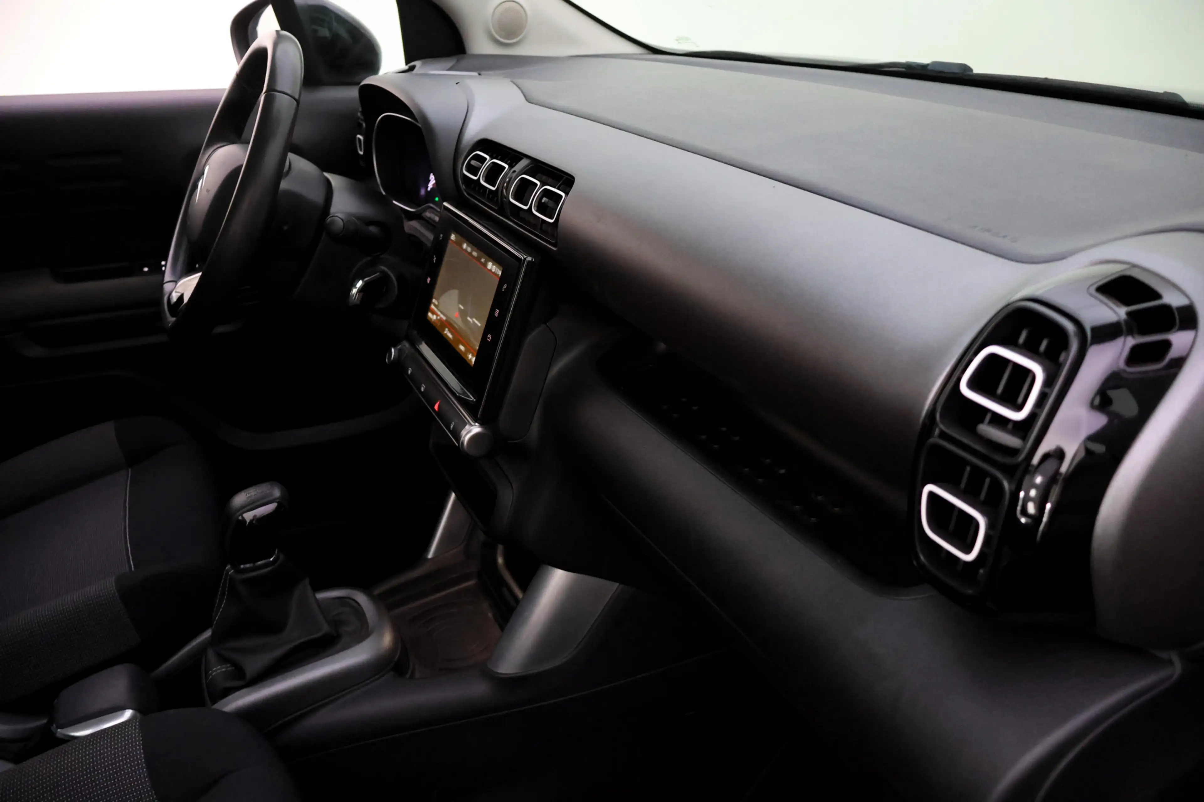 Citroen C3 Aircross 1.2T FEEL 22d KM! NAVI | DAB | CARPLAY | TREKHAAK — photo 22