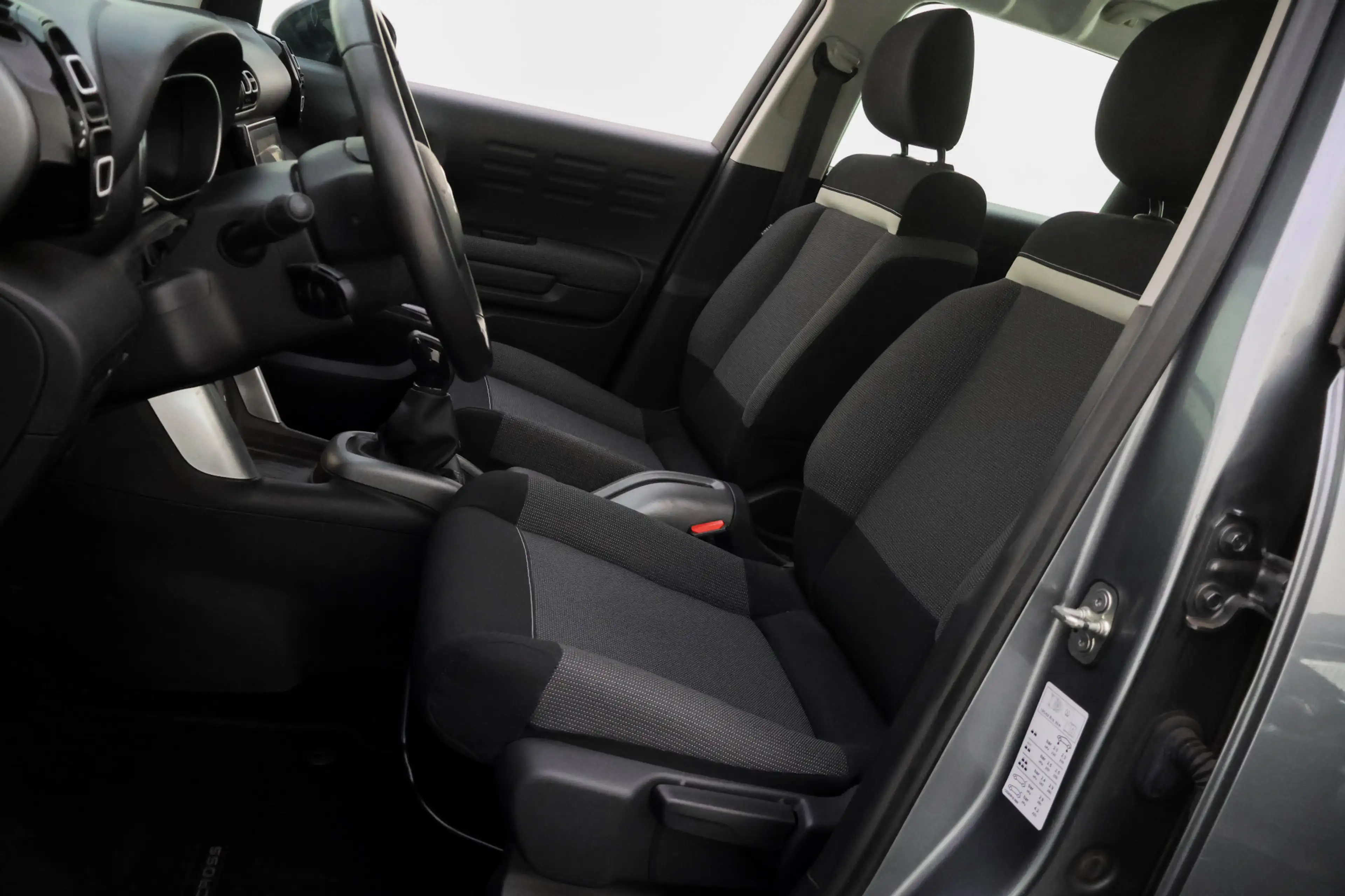 Citroen C3 Aircross 1.2T FEEL 22d KM! NAVI | DAB | CARPLAY | TREKHAAK — photo 10