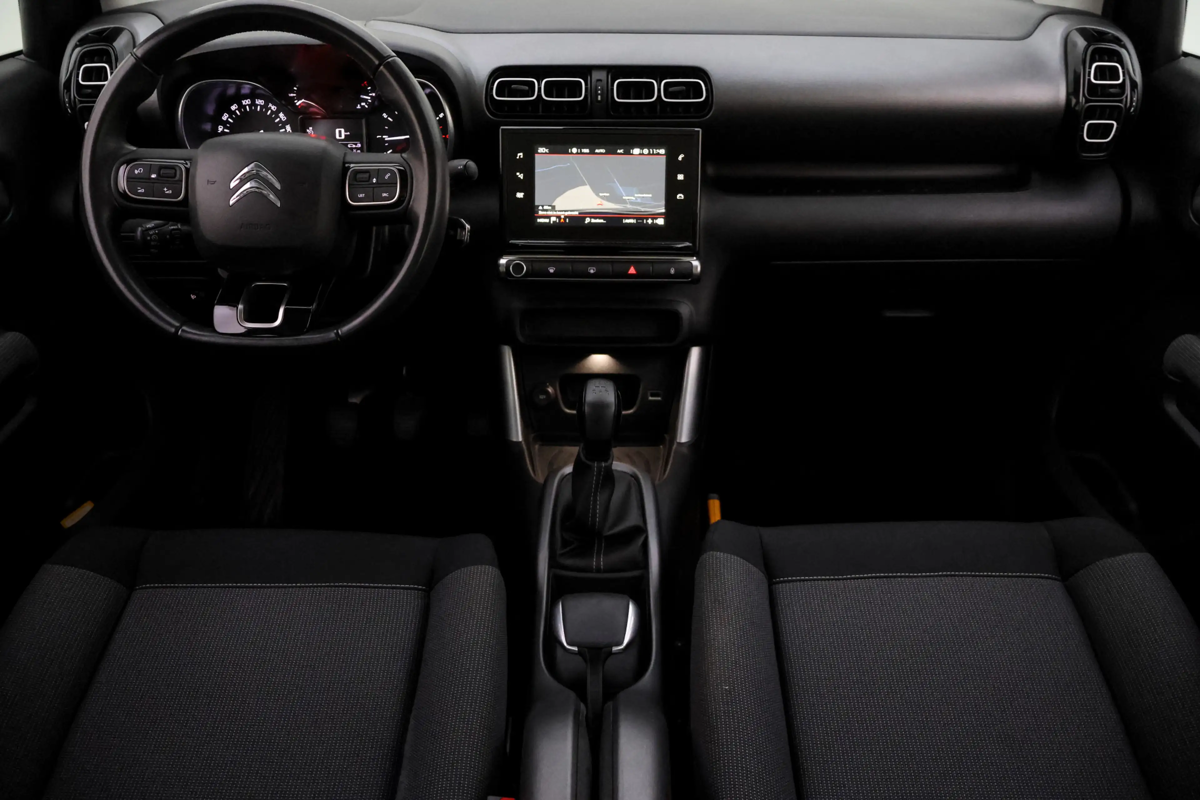 Citroen C3 Aircross 1.2T FEEL 22d KM! NAVI | DAB | CARPLAY | TREKHAAK — photo 17
