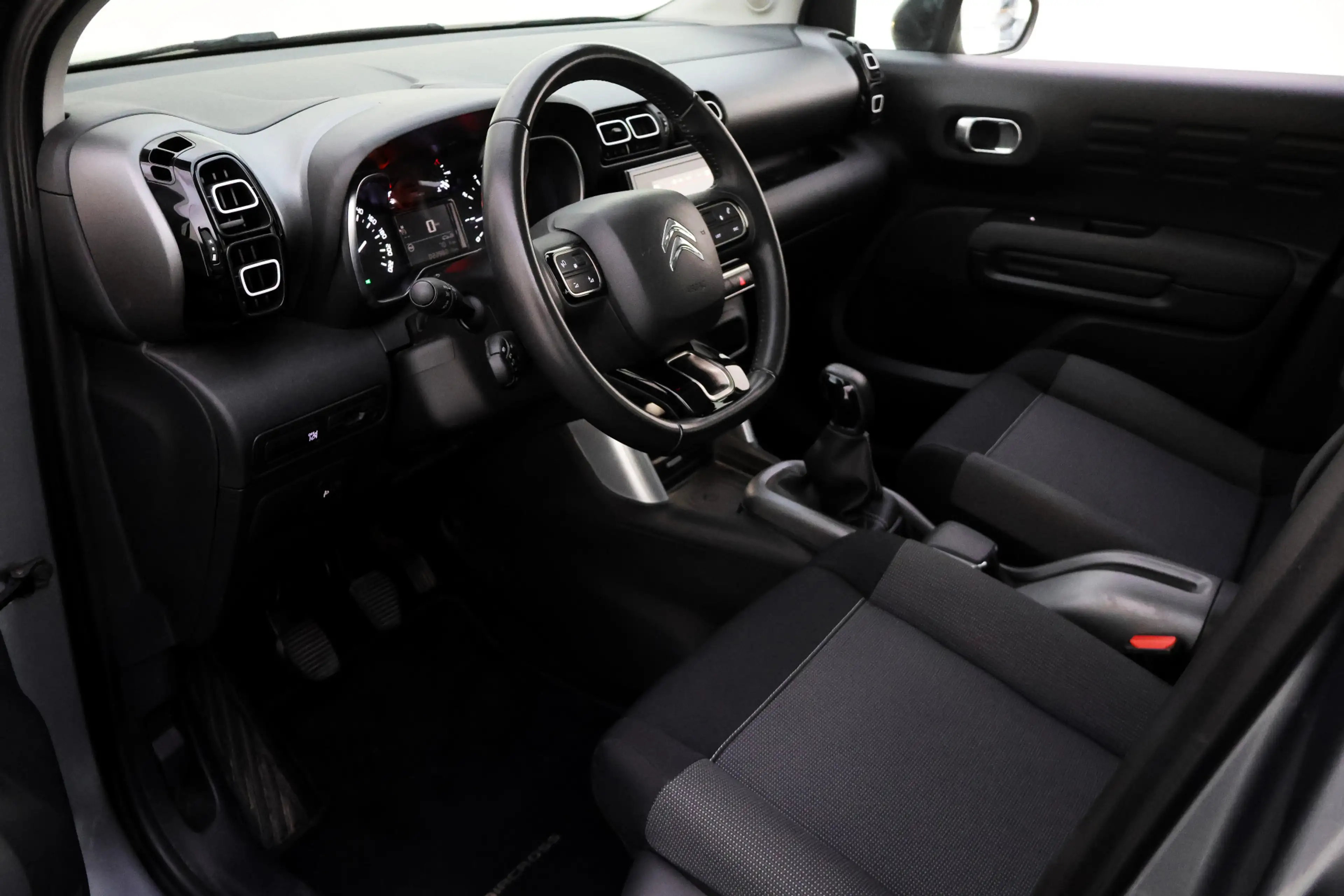 Citroen C3 Aircross 1.2T FEEL 22d KM! NAVI | DAB | CARPLAY | TREKHAAK — photo 16