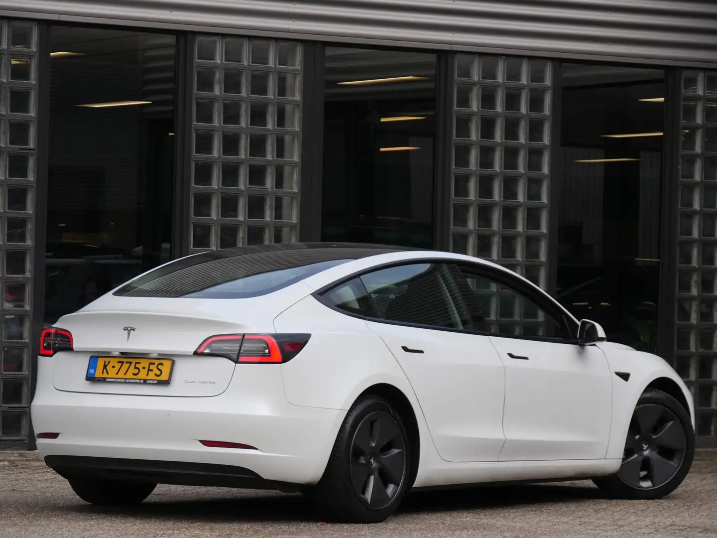 Tesla Model 3 LONG RANGE AWD 75kWH/ NIEUW MODEL/ ELEKT. ACHTERKL Wit - 2
