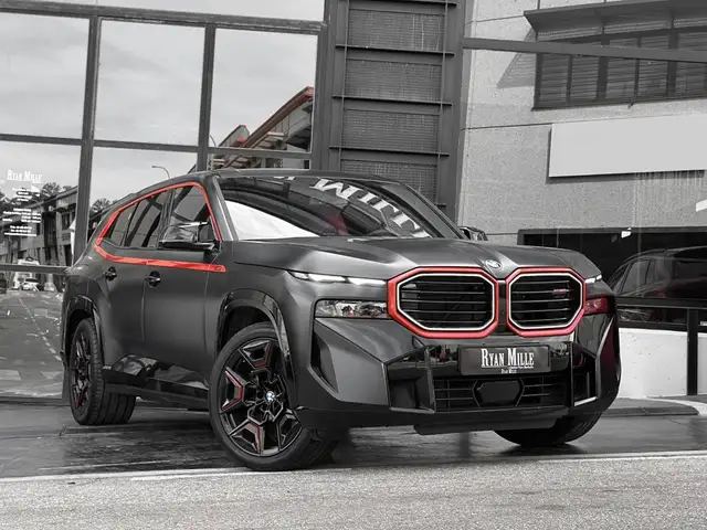 BMW XM Label Red