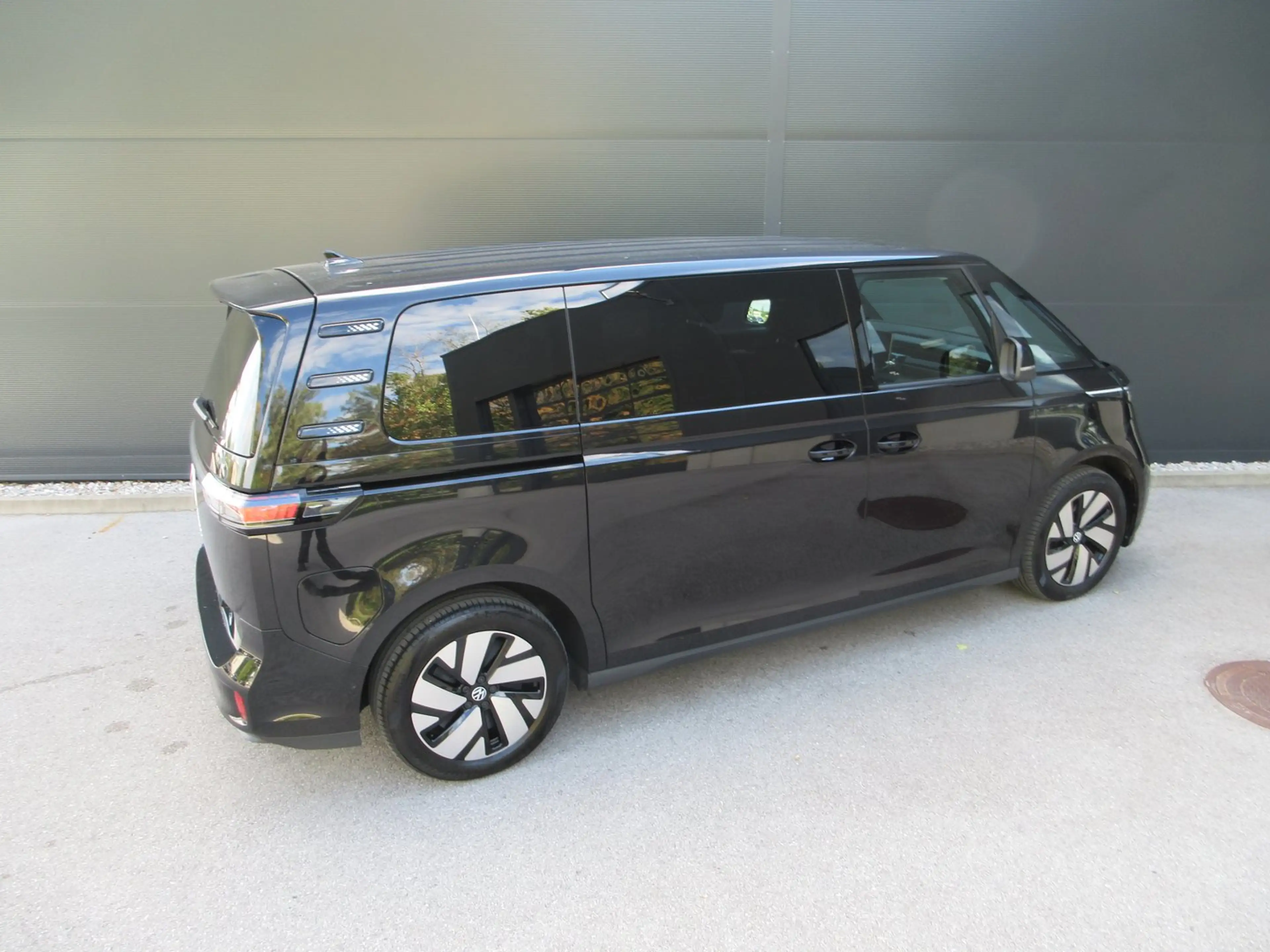 Volkswagen ID. Buzz VW ID. Buzz Pro LR 210 kW — photo 8