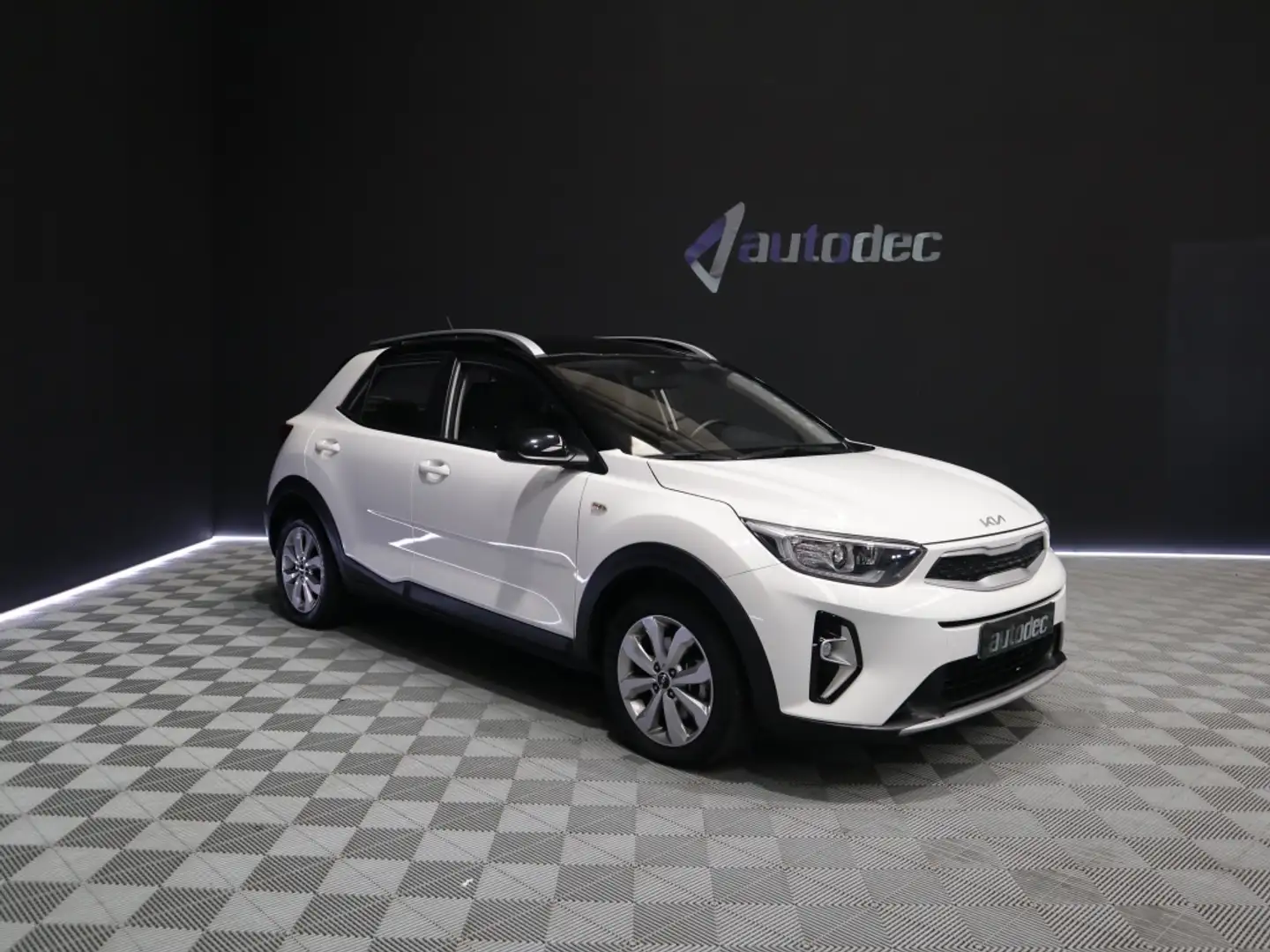 Kia Stonic 1.2 DPi Concept Blanco - 1