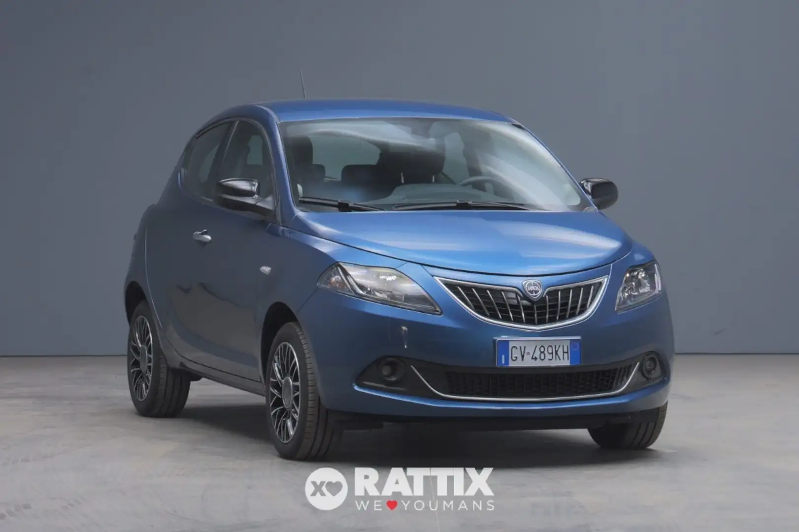 Lancia Ypsilon 1.0 Firefly Hybrid 70CV Platino Bleu - 1