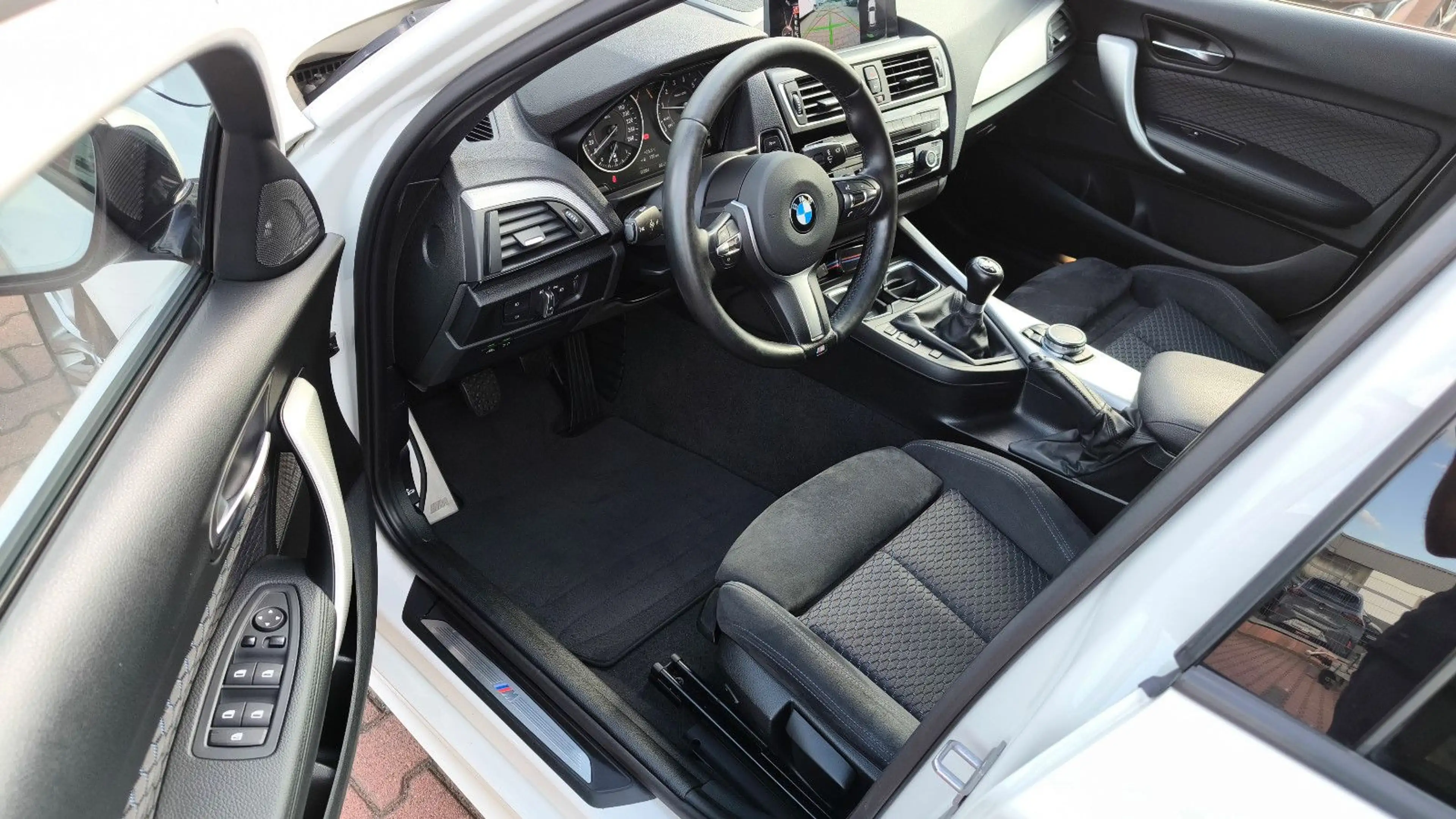 BMW 118 i 5-trg. M Sport M-Paket Performance — photo 9