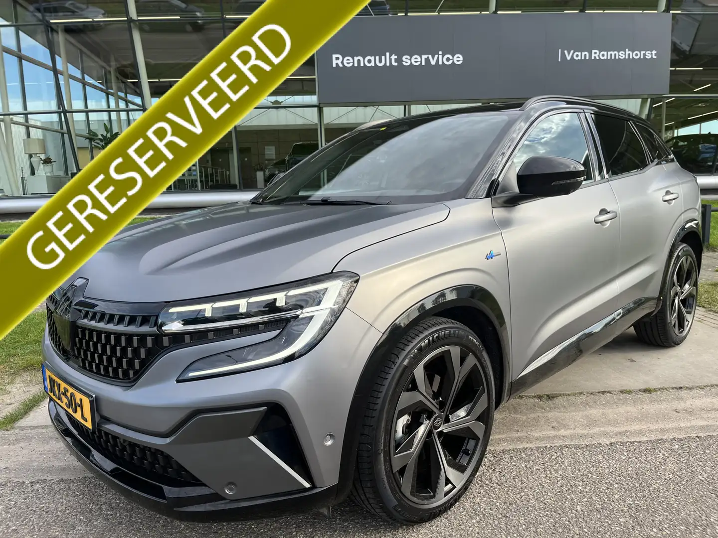 Renault Austral 1.2 E-Tech full hybrid 200 PK iconic esprit Alpine Gris - 1