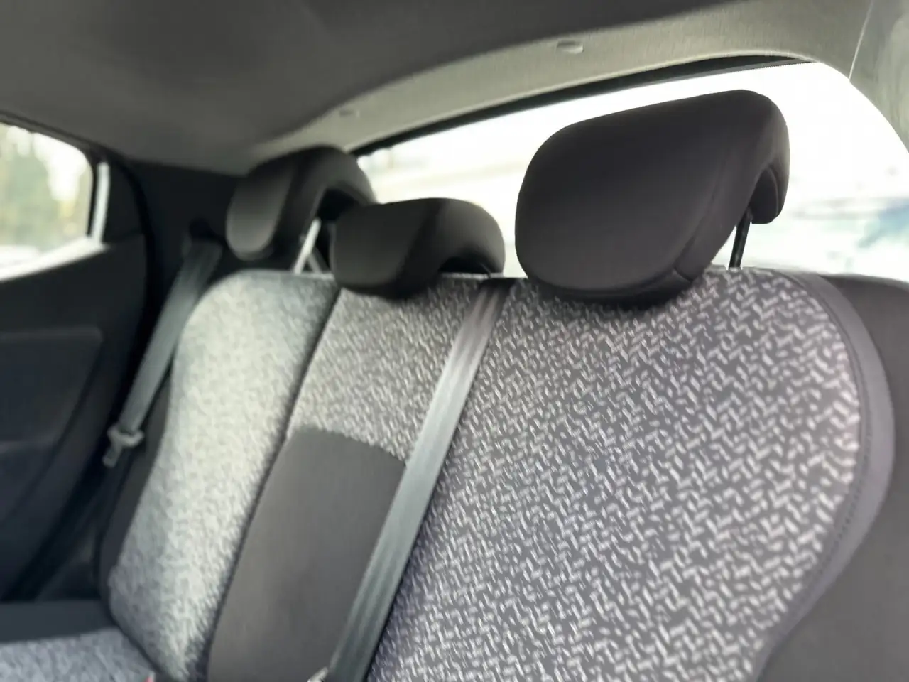 Lancia Ypsilon 2023 — фото 15