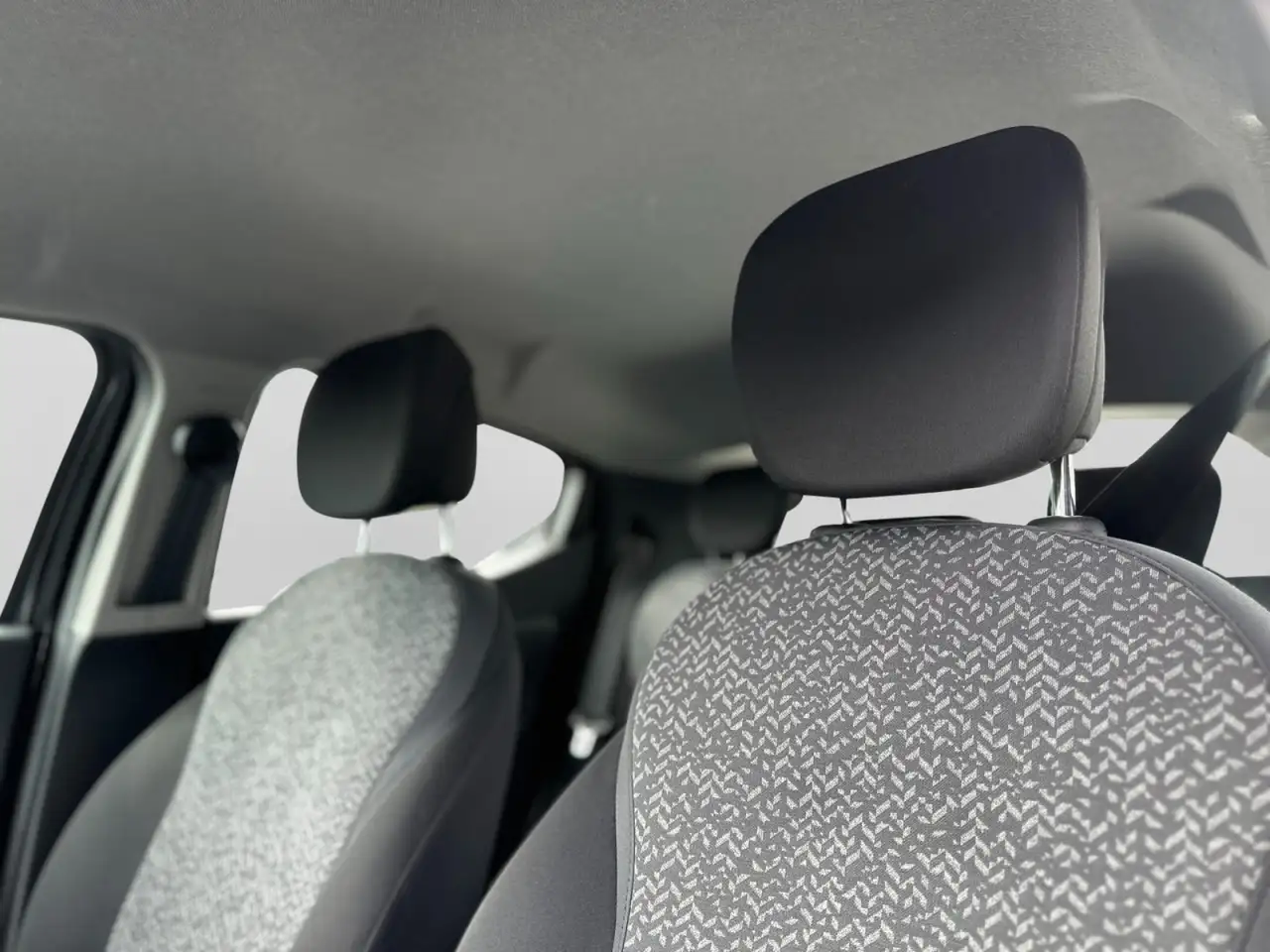Lancia Ypsilon 2023 — фото 6