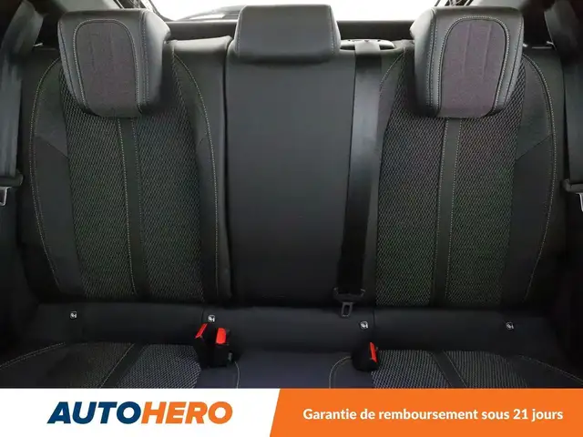 Peugeot 208 view 15