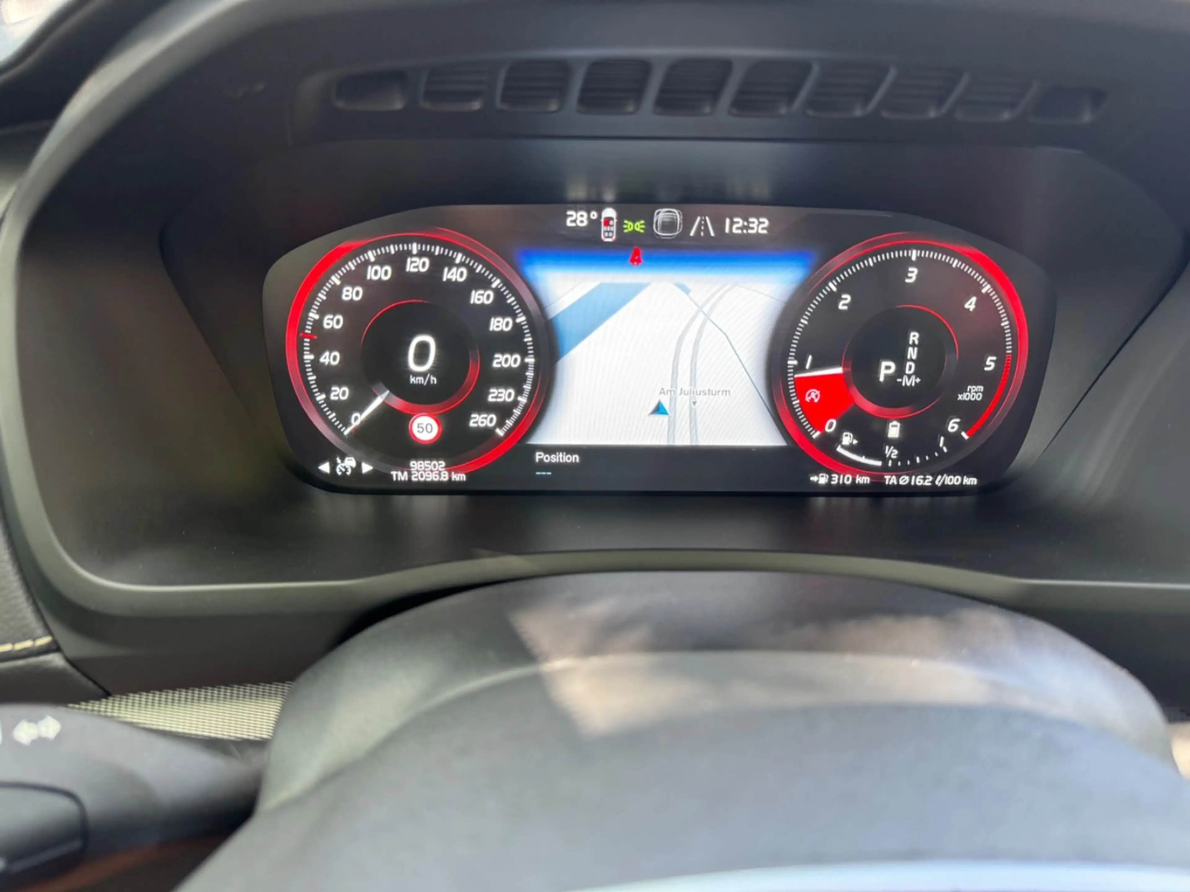 Volvo XC90 R Design AWD Pano- Luftfederung- MODELL2022 — photo 11