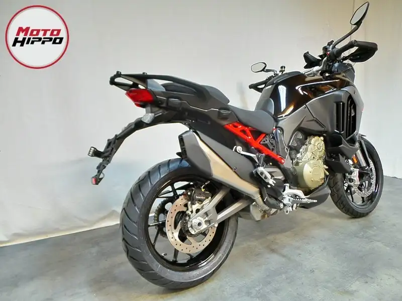 Ducati Multistrada V4 S - foto 3