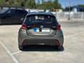 Toyota Yaris 120H 1.5 Active Tech Gris - thumbnail 4