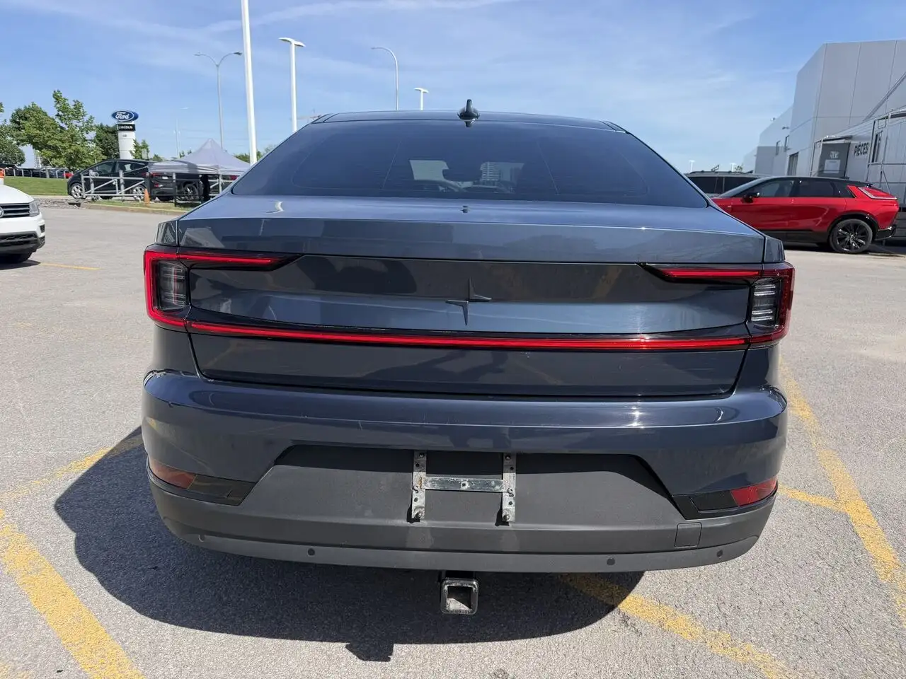 Polestar 2 снимка Polestar 2
