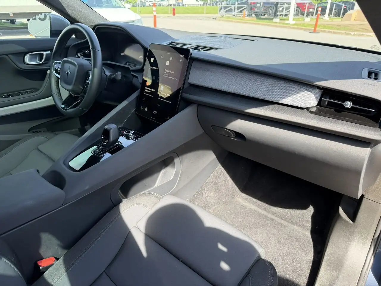Polestar 2 снимка Polestar 2