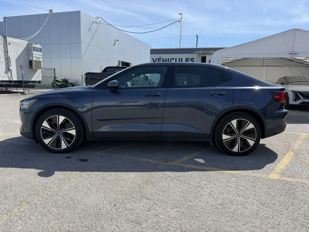 Polestar 2 снимка Polestar 2