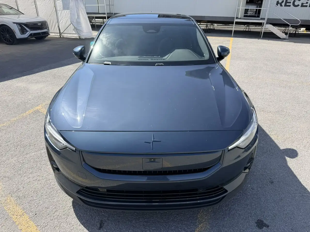 Polestar 2 снимка Polestar 2