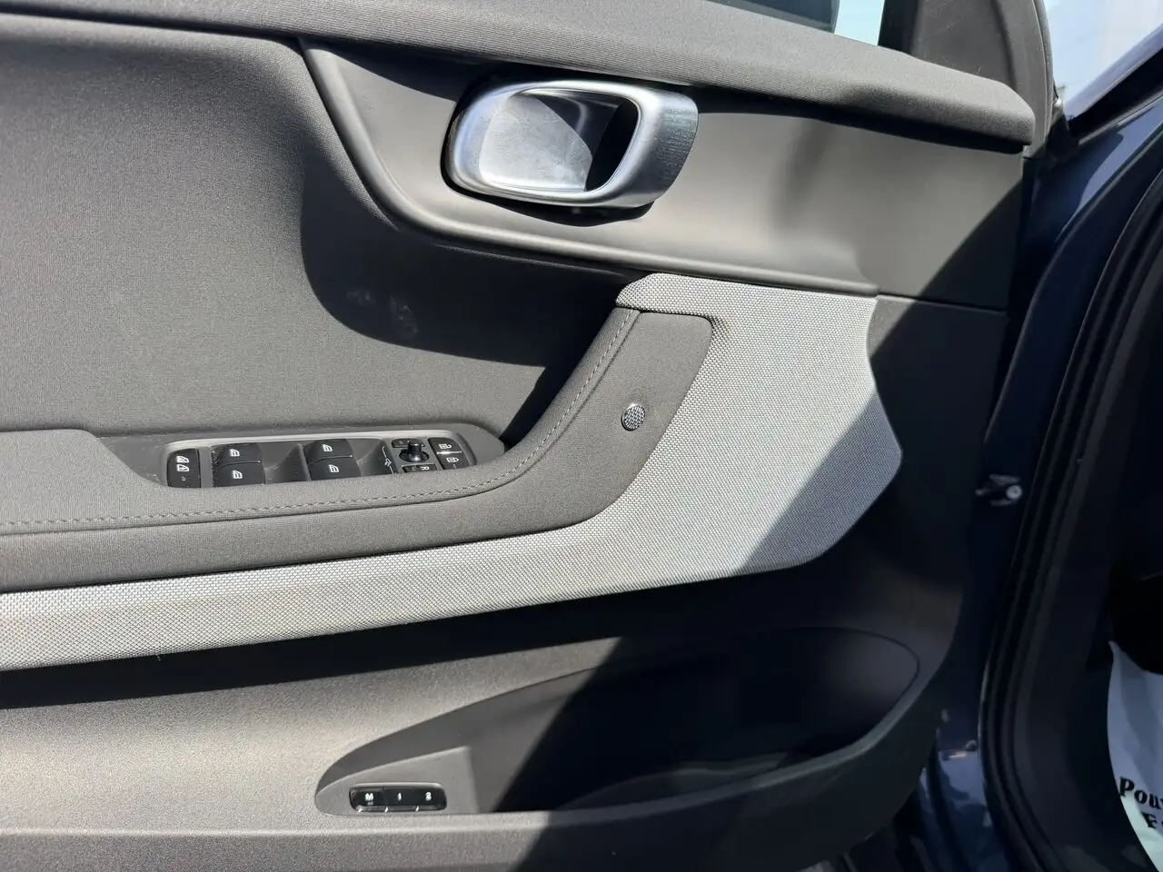 Polestar 2 снимка Polestar 2