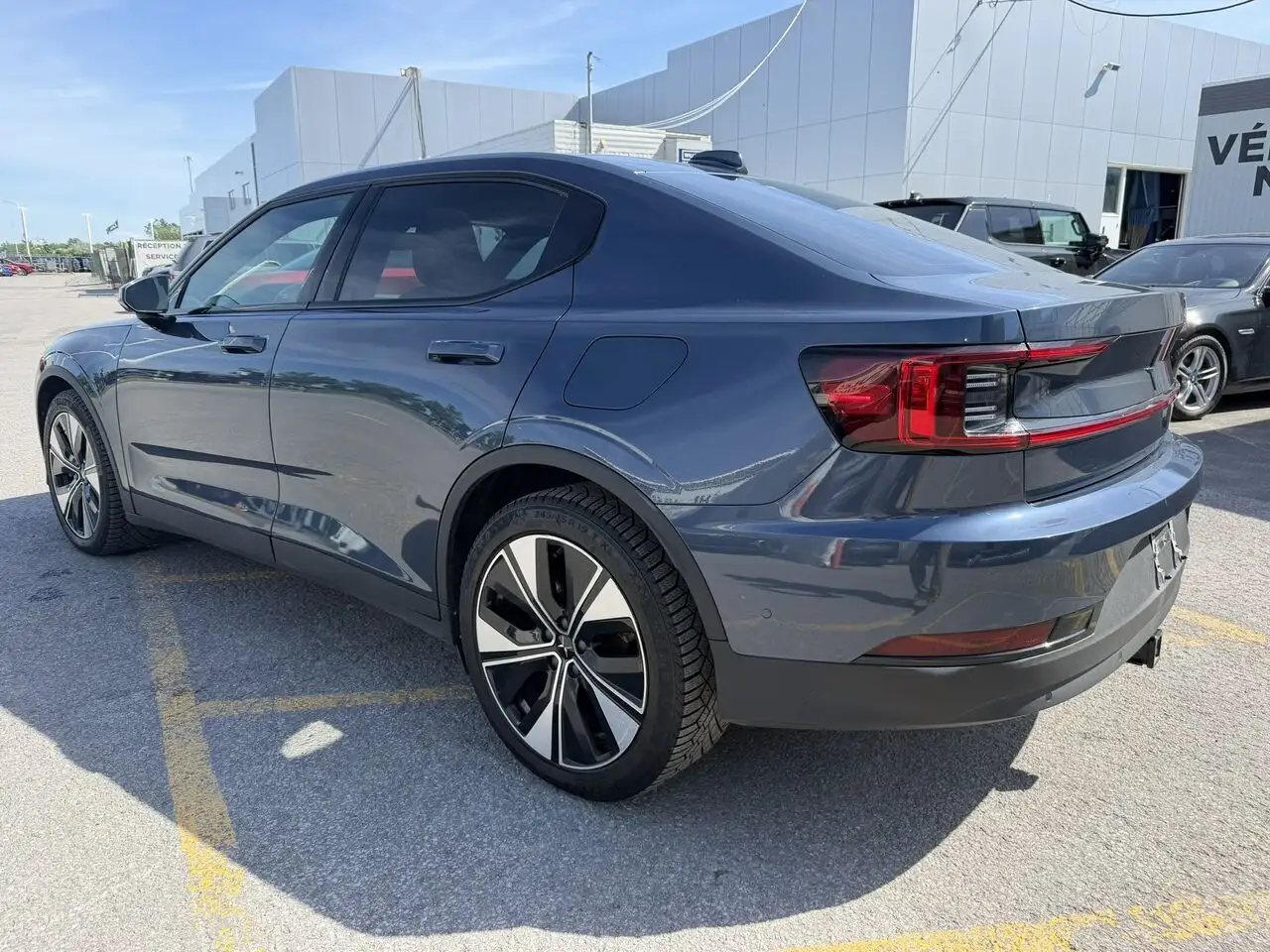 Polestar 2 снимка Polestar 2