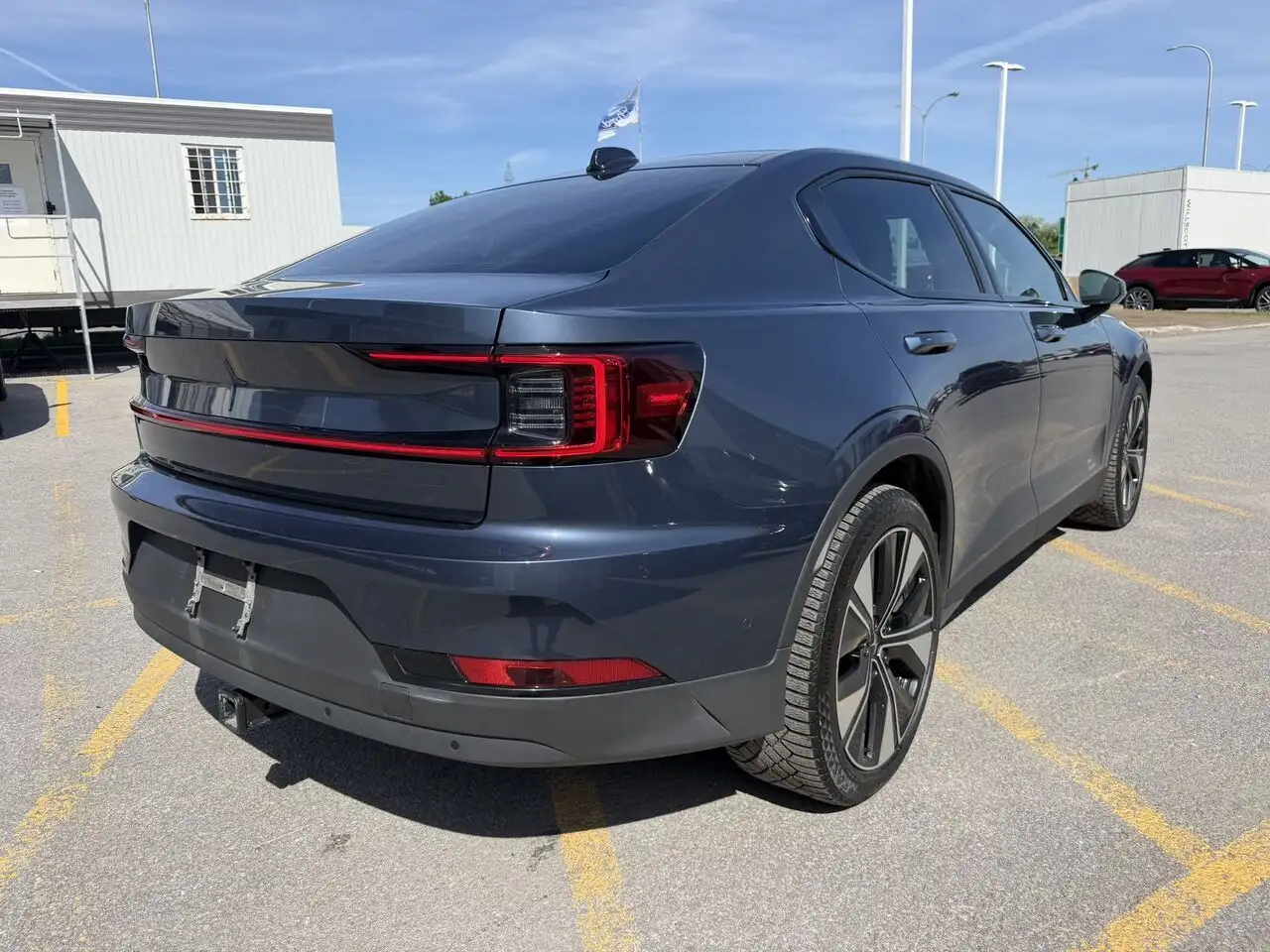 Polestar 2 снимка Polestar 2