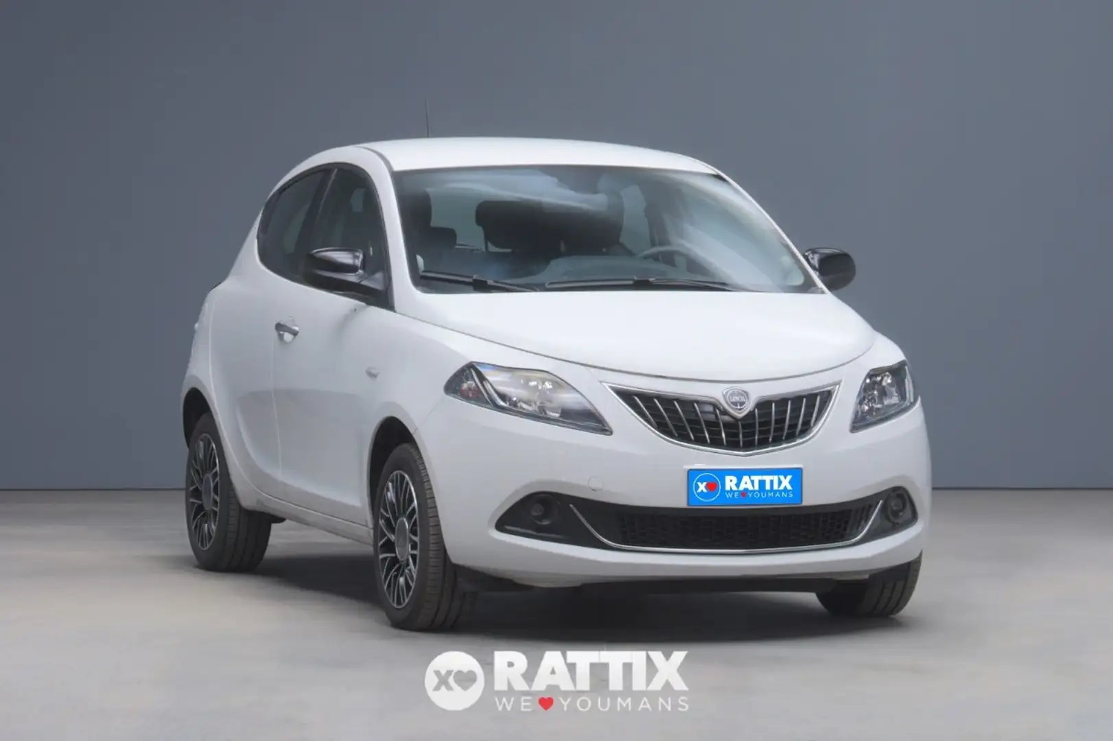 Lancia Ypsilon 1.0 Firefly Hybrid 70CV Platino Bianco - 1
