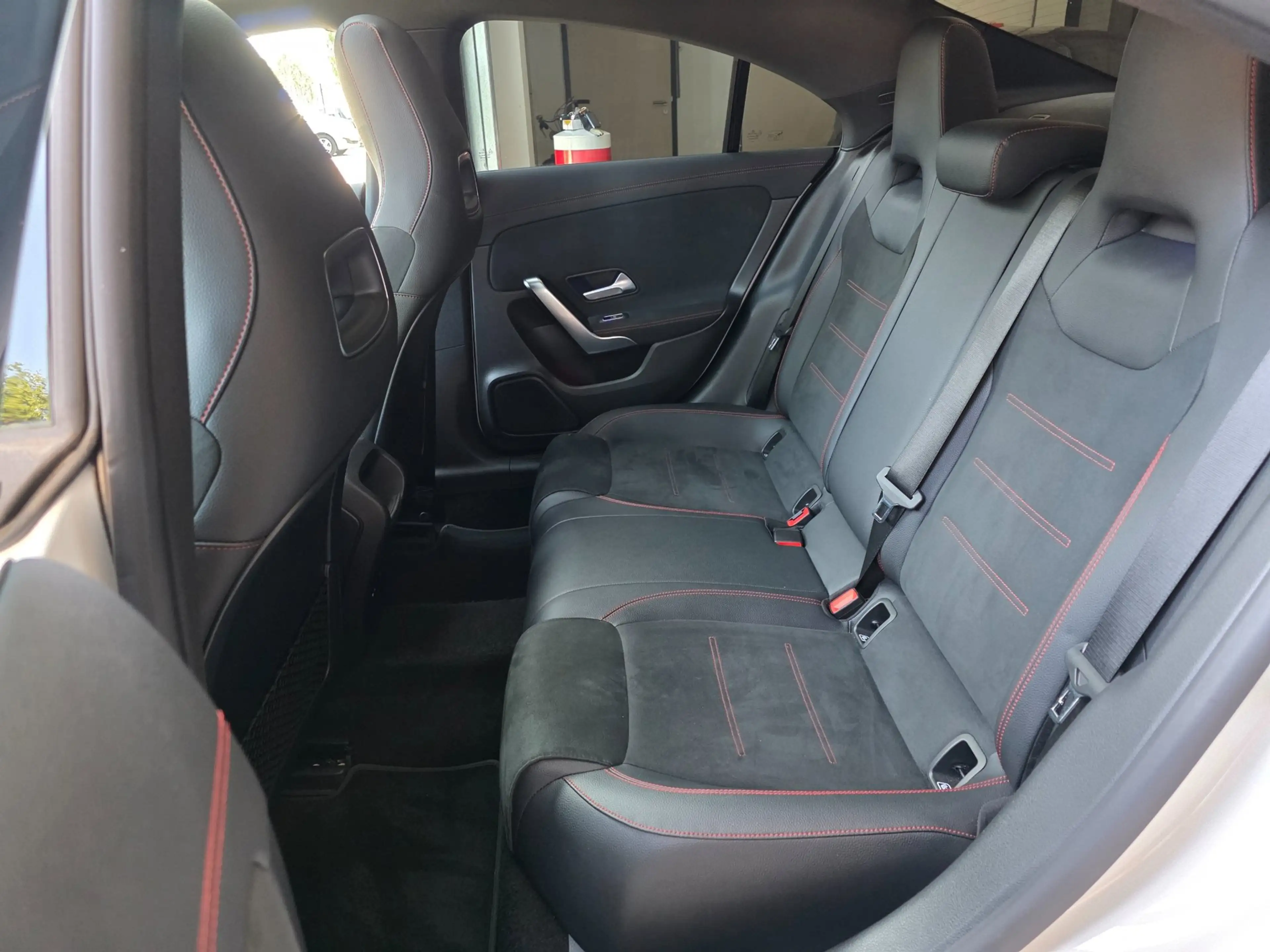 Mercedes-Benz CLA 200 Premium Plus / PANO / SFEER / CARPLAY / KEYLESS / — photo 26