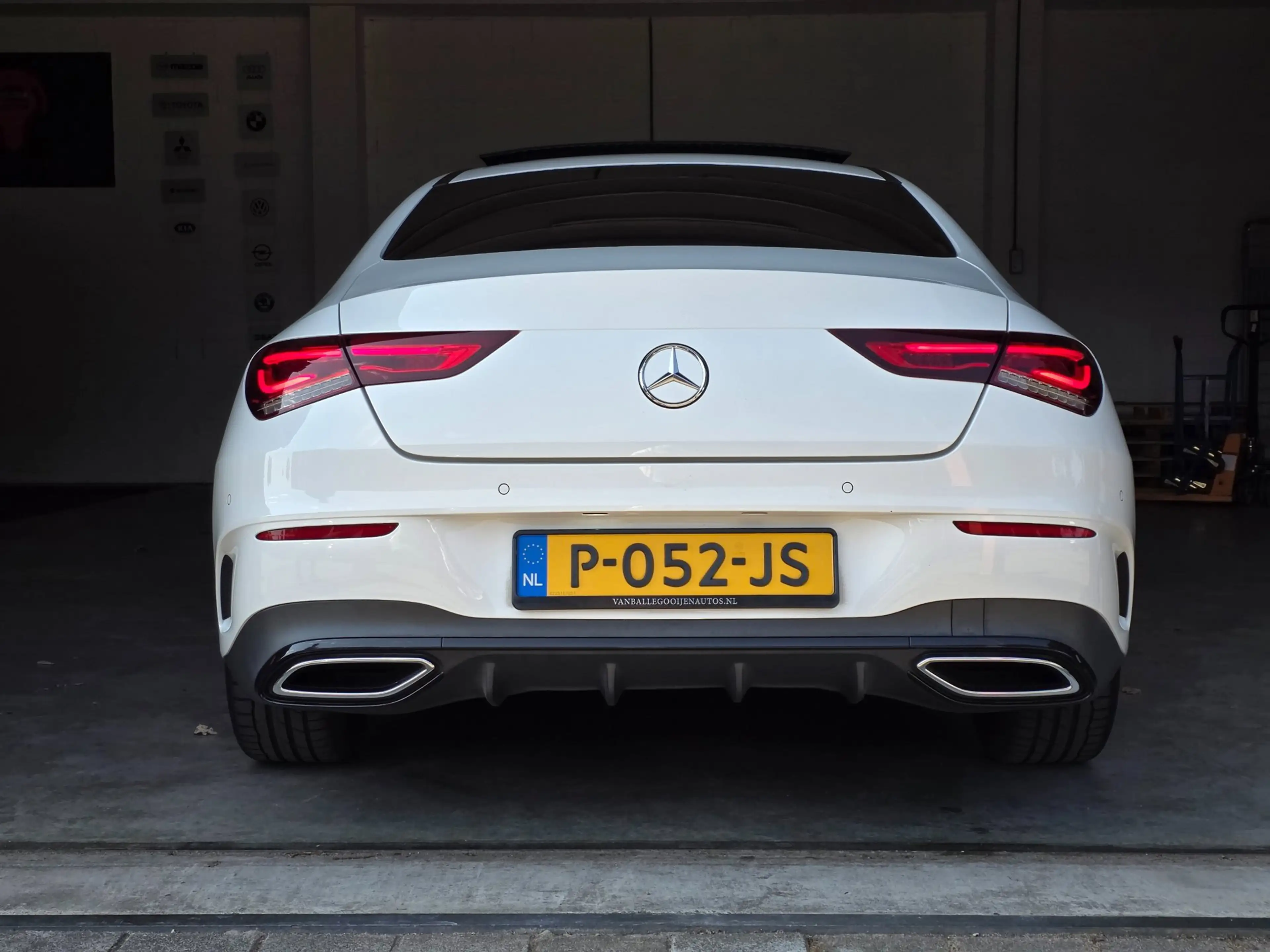 Mercedes-Benz CLA 200 Premium Plus / PANO / SFEER / CARPLAY / KEYLESS / — photo 8