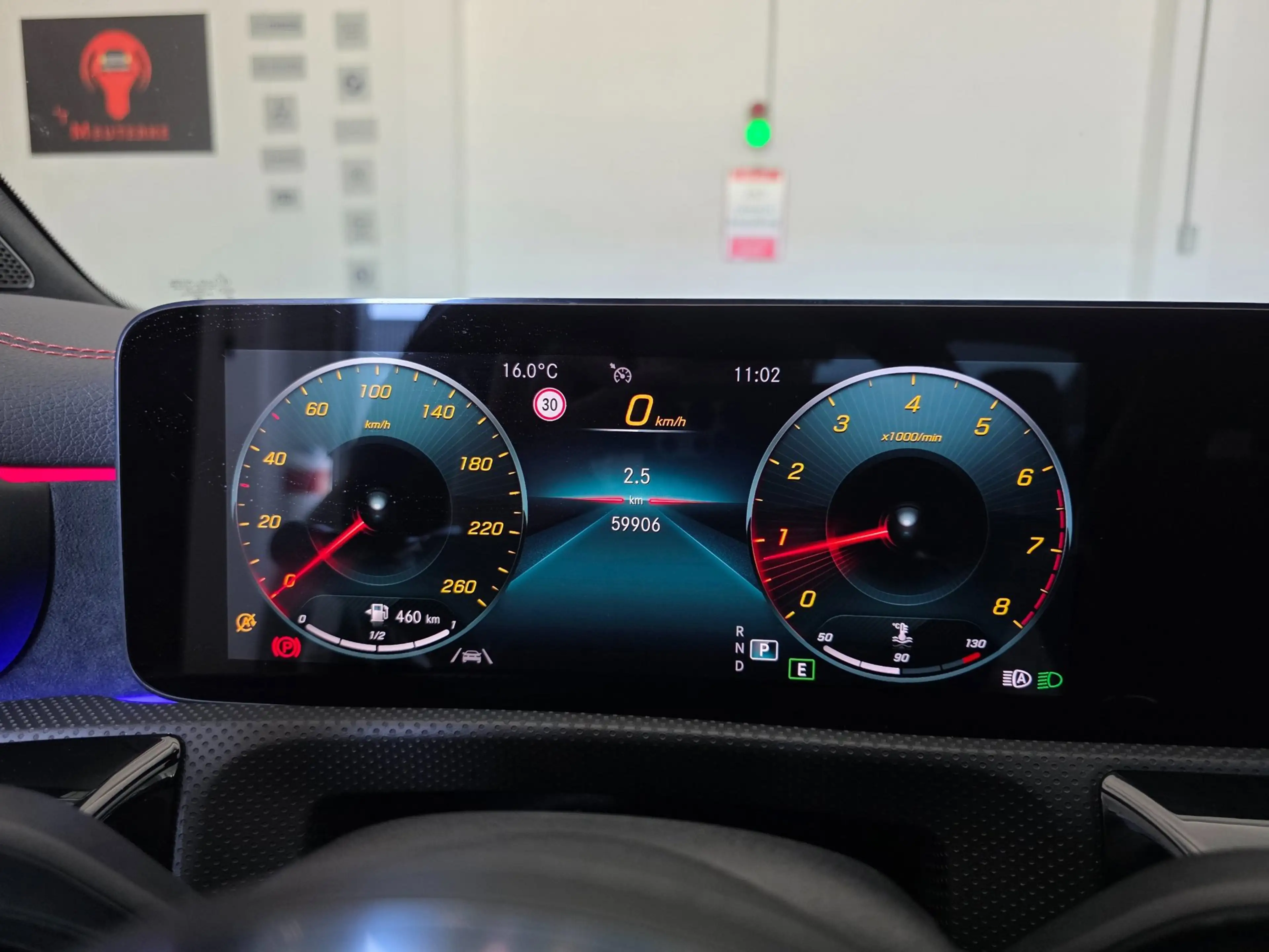 Mercedes-Benz CLA 200 Premium Plus / PANO / SFEER / CARPLAY / KEYLESS / — photo 36