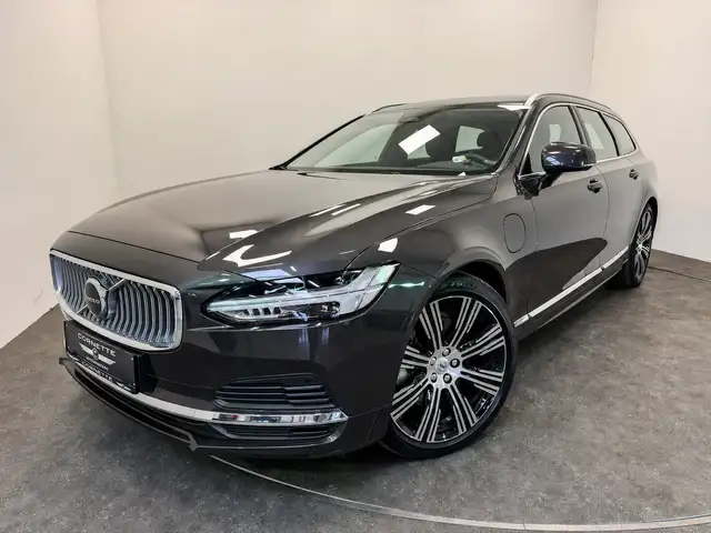 Volvo V90 2.0 T6 PHEV CORE AUTO 4WD