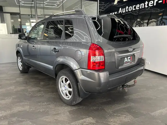 Hyundai Tucson view 8